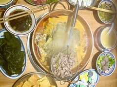 -洱火云南酸菜牛肉火锅(石景山当代商城店)