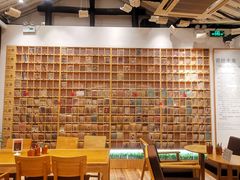 -猫的天空之城概念书店(杭州南宋御街店)