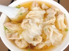 海鲜小馄饨-洪大妈·黄鱼面(金山嘴渔村店)