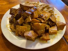 -老鼎万春卤菜(五代传承创始老店)