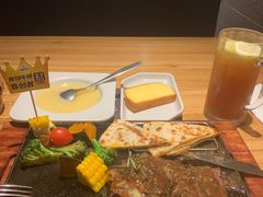 -豪客来牛排(重庆三峡广场步行街1704店)