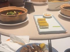 -八府香鸭·啫啫煲(华山路店)