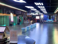 -极限PLAY运动娱乐新世界·团建派对潮玩休闲馆·室内蹦极高空游乐园