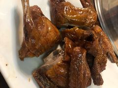 自家红烧乳鸽-酱皇乳鸽(富威大厦B座店)