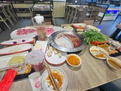 -彤德莱火锅(商圣嘉源店)