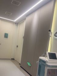 -颜蕾医美黄金微针水光美肤玻尿酸抗衰中心