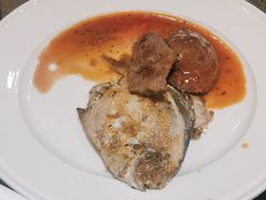 -大中华希尔顿酒店-念自助餐·嗨啤·小龙虾