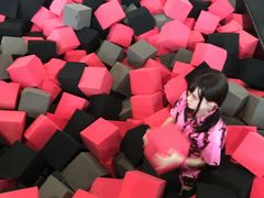 -嘿哟动霸CHUA·新潮玩运动娱乐中心·蹦床滑冰团建乐园