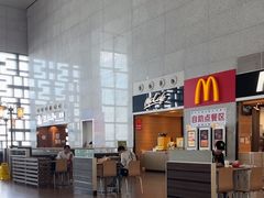 -麦当劳(高铁南站店)