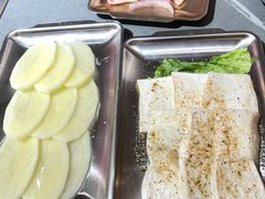 -围炉肉舍•炭烤活鳗•丹东海鲜烤肉(步行街店)