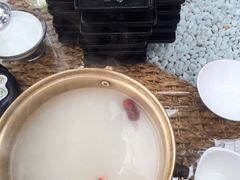 -慢丽江·云南野生菌土鸡锅(西山店)