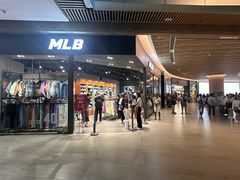 -东荟城名店仓