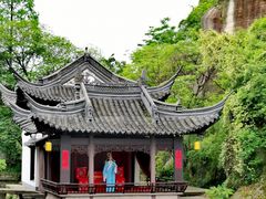 -绍兴东湖风景区
