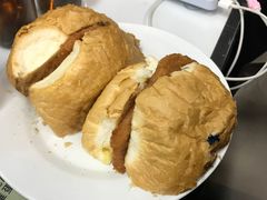 特色猪扒包-华星冰室(湾仔店)