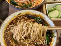-叁窝雀·云南小锅米线(万象汇店)