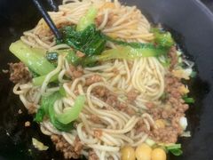 -丽影重庆小面(定西路店)