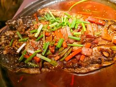 浓情酱香味烤鱼-鸣记脆皮烤鱼·海鲜烤鱼(三八广场店)