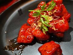 红酒泡沫牛肉粒-荟廷·晶萃(陆家嘴尚悦湾店)