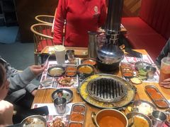 -青瓦炭韩潮烤肉(花园道店)