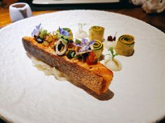 香煎三文鱼配番茄莎莎-AZUL by FUEL蓝色·法式酒馆(琶醍店)