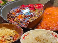 -萍姐火锅·公路夜市(武汉首店)