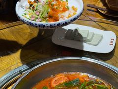 -亮欢寨酸汤鱼(沙冲路店)