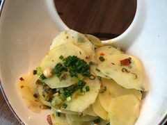 -有红鸡毛店·川菜(建设路店)