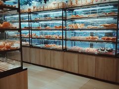 面包甜点陈列柜-85度C(株洲新华西店)