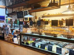 面包甜点陈列柜-仙峰天然面包(迎宾路店)