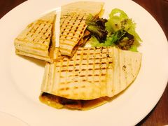 -拉亚汉堡经典餐厅(商城路店)