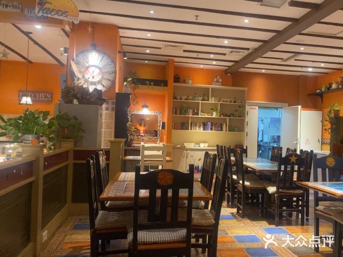 彼德西餐(财富中心店)图片