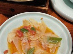 -老滇山寨•云南特色菜•地方菜•民族风情歌舞表演(经开区店)