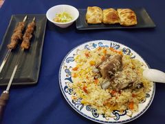 -伊带伊路新疆美食府(呼家楼店)