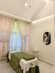 -FUMEIHUI·科技美肤·美体SPA