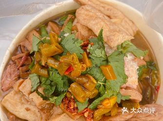 纯鸡肉鸡汁豆腐串，这么多年终于吃到正宗的了。