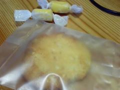 还是老板送的-MIKAKU(万达广场上海宝山店)