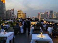 景观位-Kathleen's Waitan 凯圣琳江景西餐厅(外滩店)