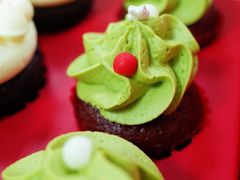 圣诞奇遇迷你12个装杯蛋糕礼盒-派悦坊·甜品·蛋糕(日坛店)