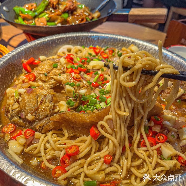 来吃湖北菜不🉑错过的铫子煨藕汤