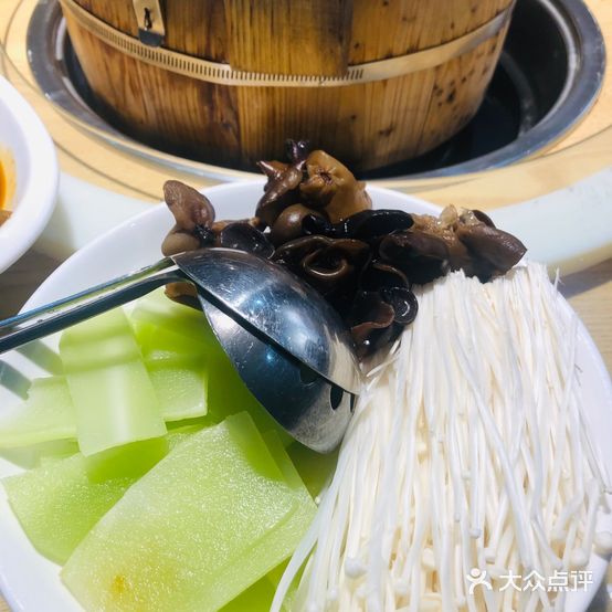 叶记木桶鱼(松阳店)