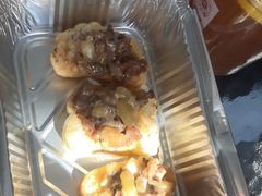 -必胜客(宝杨路宅急送店)