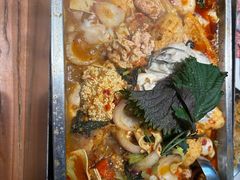 -后街佬·炭火鲜鱼杂(33小镇店)