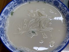 -雪琴面馆富安特色鱼汤面(城中花园店)