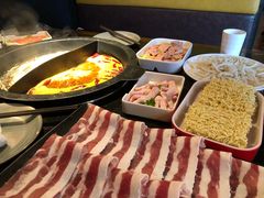 -三个四川人火锅(华联商厦店)