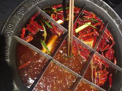 -莽子老火锅(大坪店)
