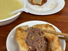 -宝瑞门钉肉饼店