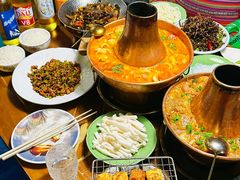 -雀舞云南菜(天津天河城购物中心店)