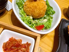 酥炸猪肉裹温泉蛋-胜博殿日式炸猪排(西红门店)