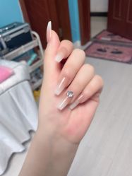 -桃子的美甲店