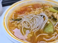 -粉八·云南米线·建水烧烤(常熟路店)